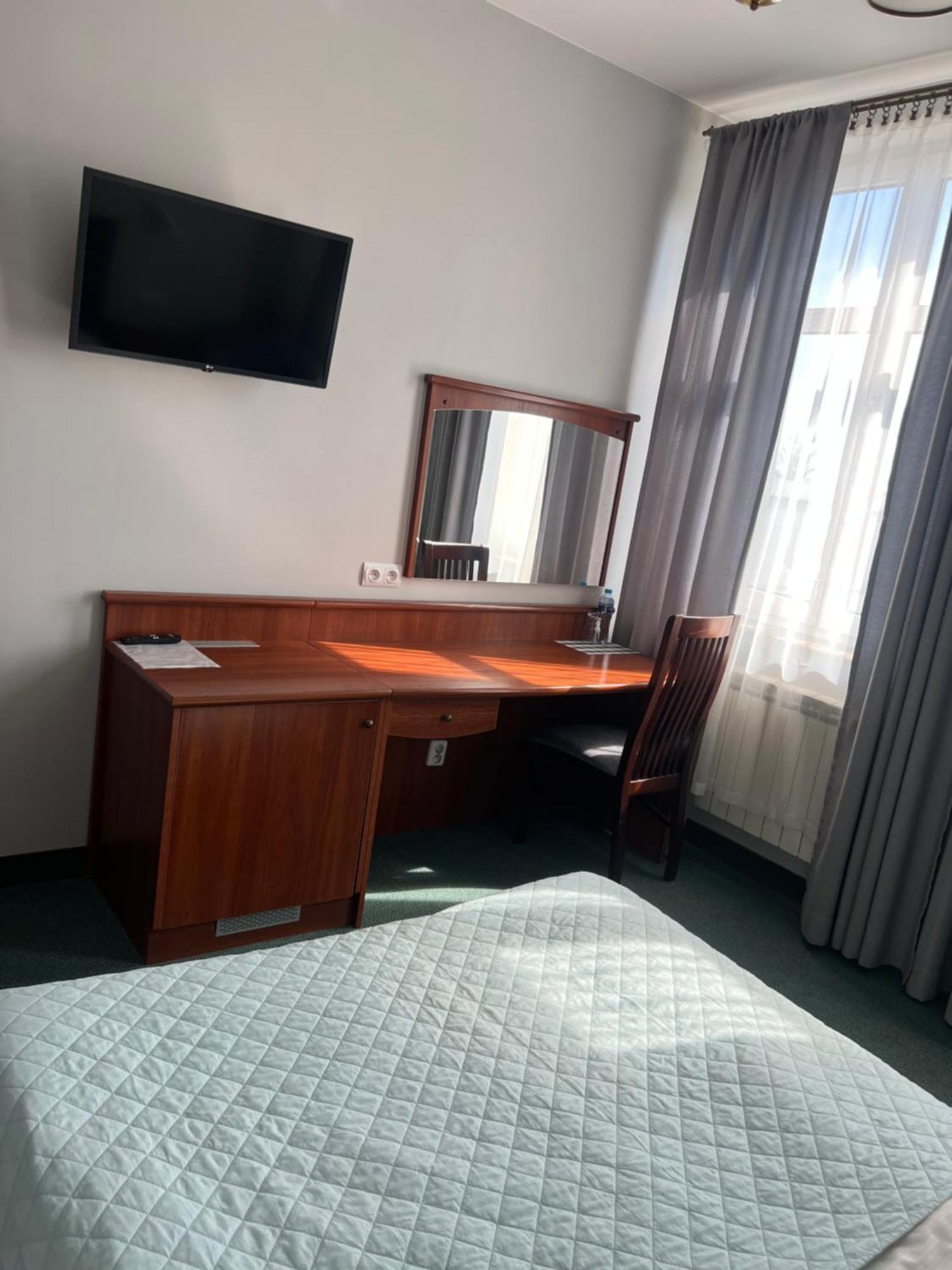 Alabastro Bed & Breakfast Tomaszow Mazowiecki Luaran gambar