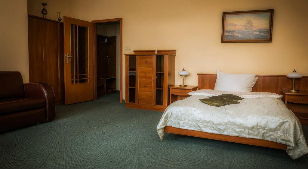 Alabastro Bed & Breakfast Tomaszow Mazowiecki Luaran gambar
