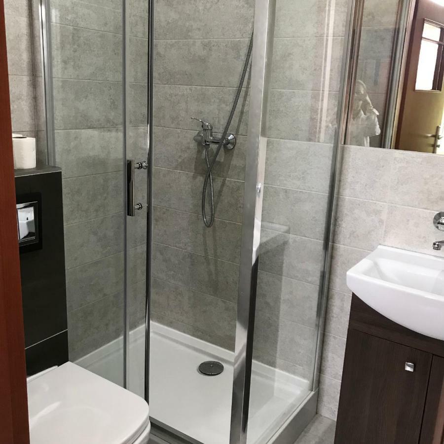 Alabastro Bed & Breakfast Tomaszow Mazowiecki Luaran gambar